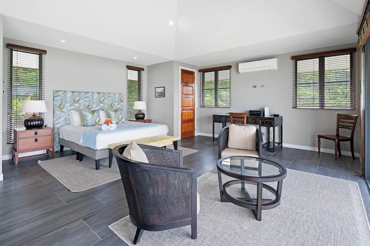 Mandalay Luxury Retreat Villa Airlie Beach Vakantiehuis